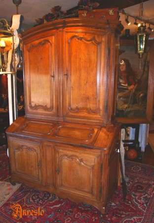 antique cupboard cabinet Namur  Louis XIV 