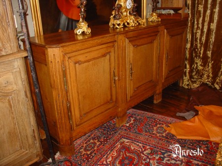 dresser antique Louis XVI