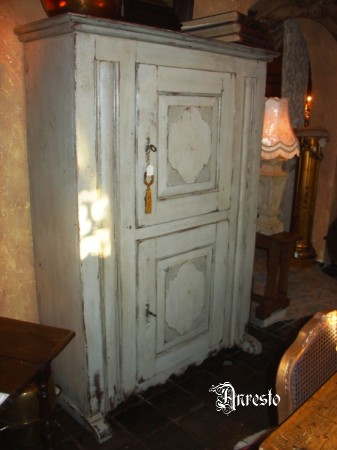 Antique Anresto Oak wood storage board, 18th century