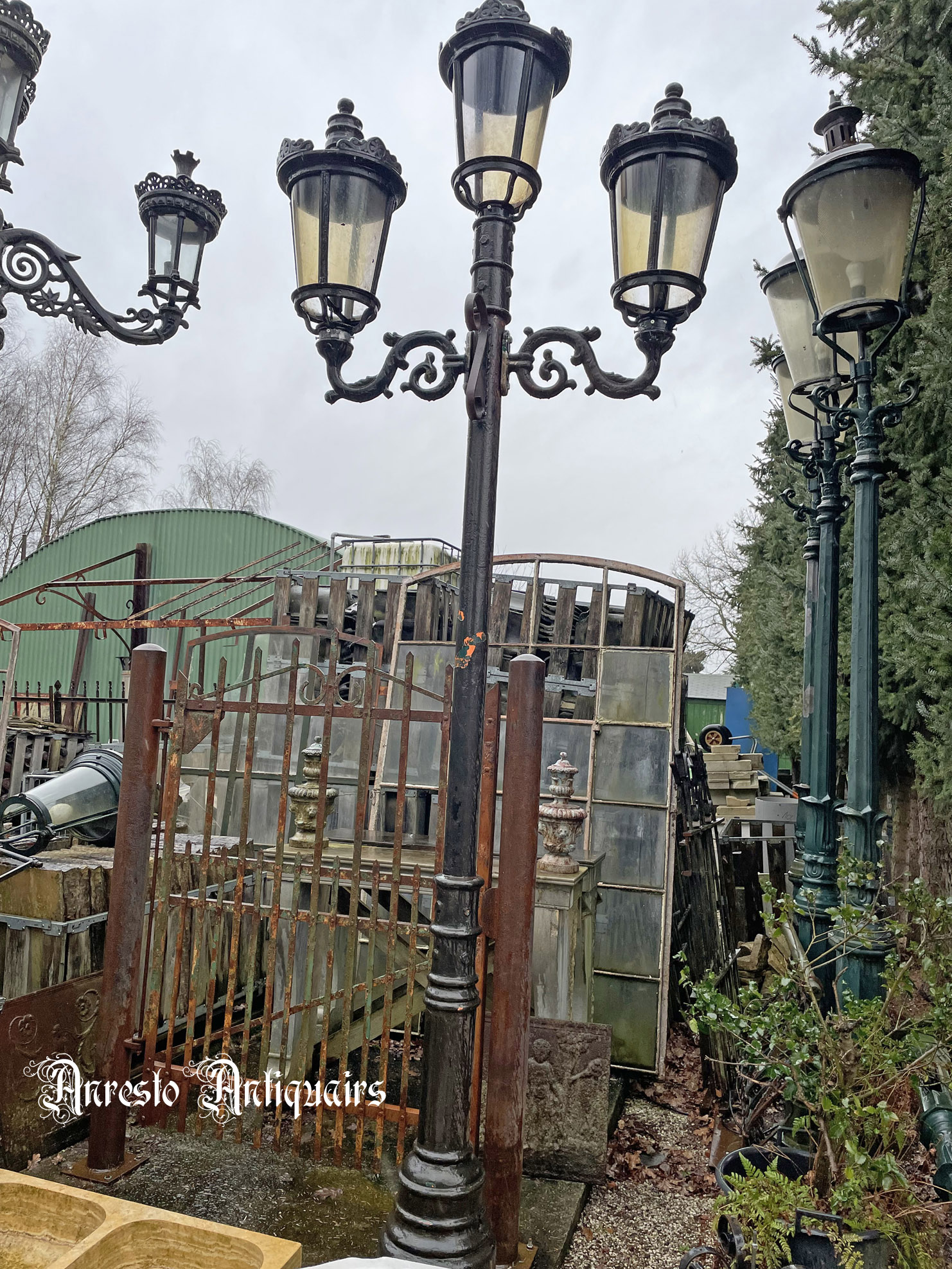 ~Antieke Franse 3-kappige lantaarnpaal  [ANRESTO klik vergroting]~ 