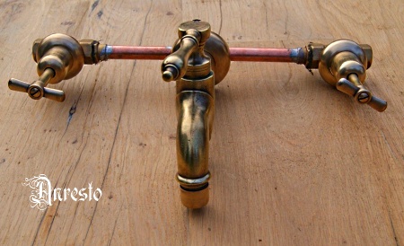 Anresto Antieke kraan tweegreeps kraan