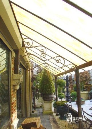 landelijke overkapping in smeedijzer